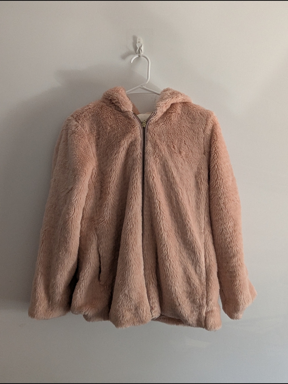 Japanese Bon Bon Ehyphen Plush Hooded Faux Fur Jacket in Salmon Rose